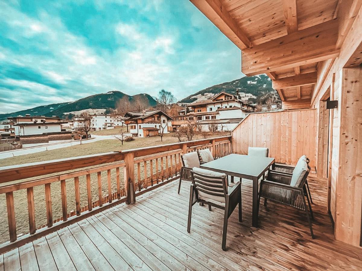 Gletscherblickstube - Sunny Balcony & Car Park By Alpenluxus Appartements Fuegen Exterior photo
